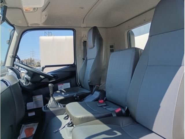 MITSUBISHI FUSOU FIGHTER 2025 Image 31