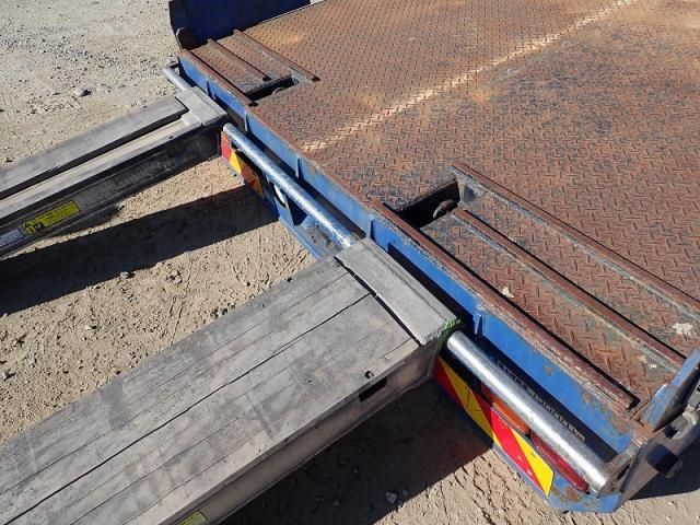 MITSUBISHI FUSOU SUPER GREAT 2017 Image 31