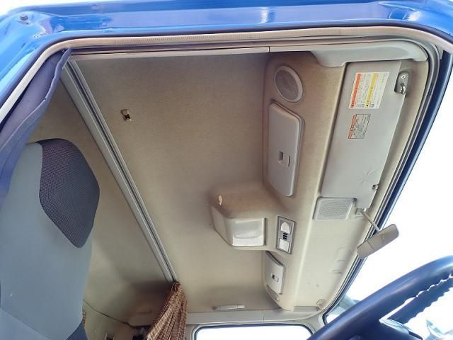 MITSUBISHI FUSOU SUPER GREAT 2017 Image 31