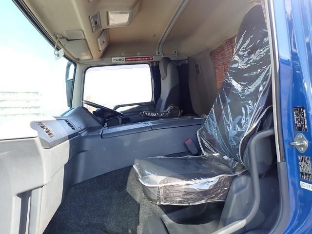 MITSUBISHI FUSOU SUPER GREAT 2017 Image 31