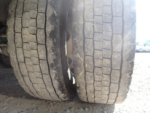 MITSUBISHI FUSOU SUPER GREAT 2017 Image 31