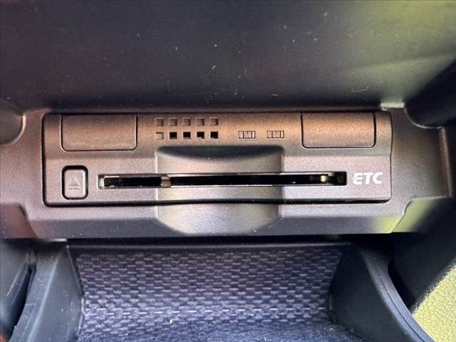 TOYOTA MARK X 2016 Image 31