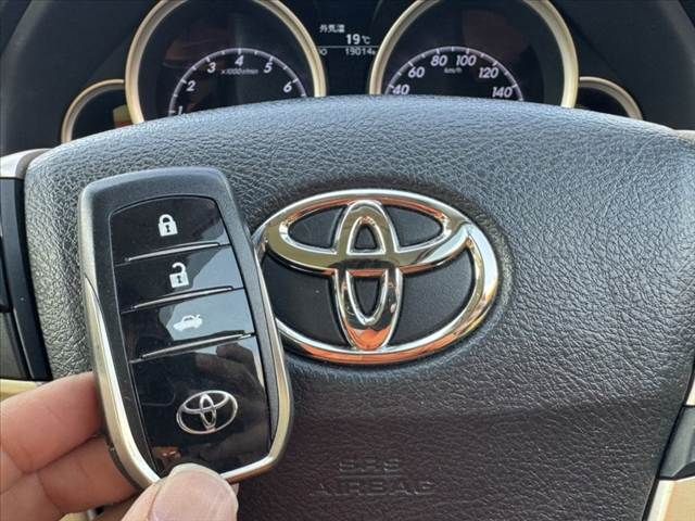 TOYOTA MARK X 2016 Image 31