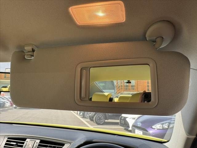 TOYOTA MARK X 2016 Image 31