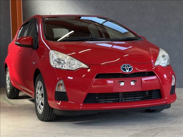 TOYOTA AQUA 2013 Image 31