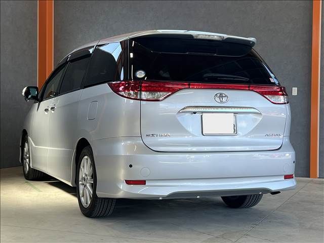 TOYOTA ESTIMA 2012 Image 31