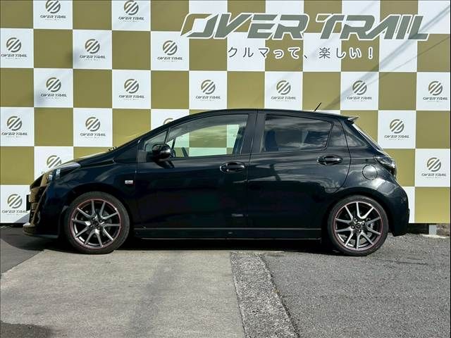 TOYOTA VITZ 2013 Image 31