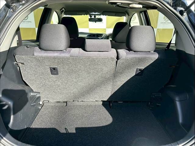 TOYOTA VITZ 2013 Image 31