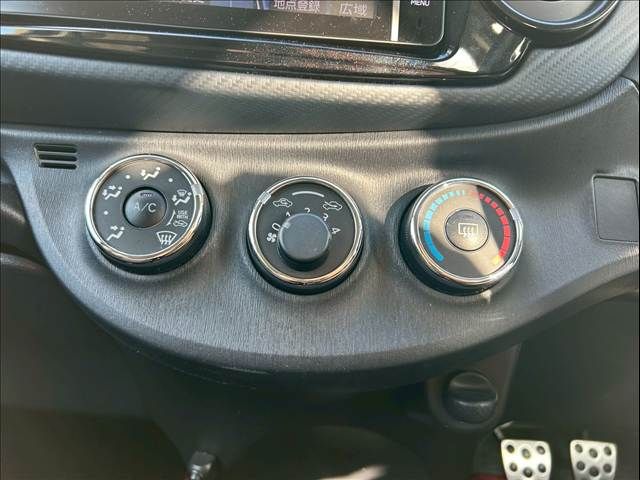 TOYOTA VITZ 2013 Image 31