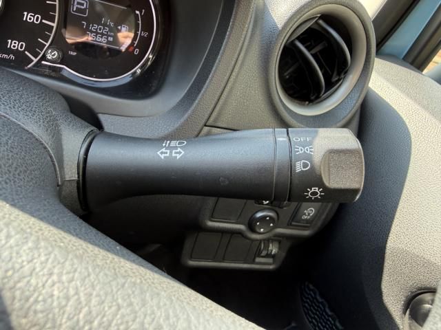 NISSAN NOTE 2013 Image 31