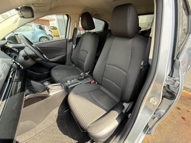 MAZDA DEMIO 4WD 2018 Image 31