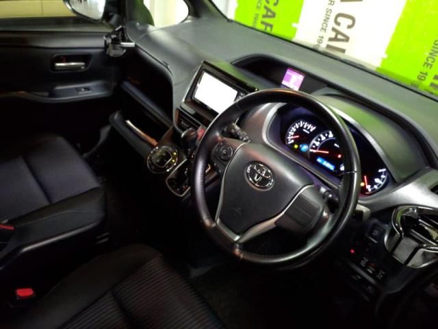 TOYOTA NOAH 2016 Image 31