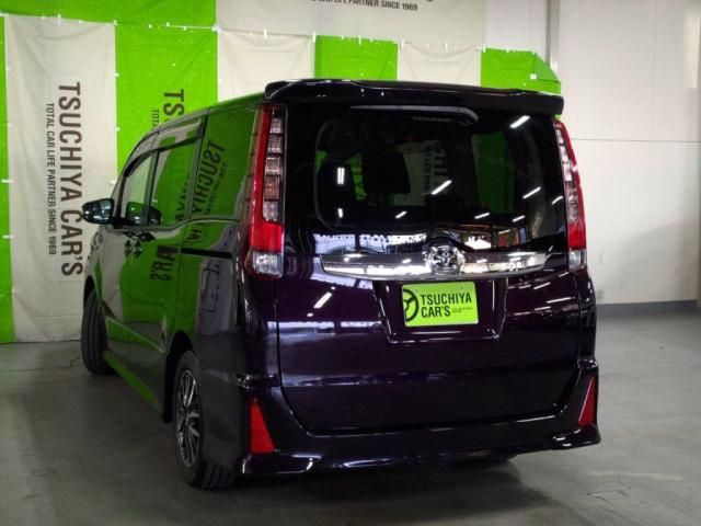 TOYOTA NOAH 2016 Image 31