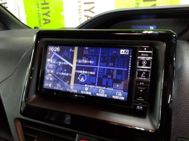 TOYOTA NOAH 2016 Image 31