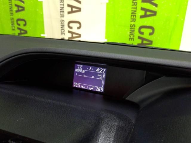 TOYOTA NOAH 2016 Image 31