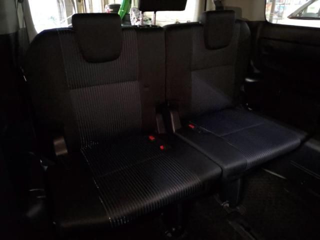 TOYOTA NOAH 2016 Image 31