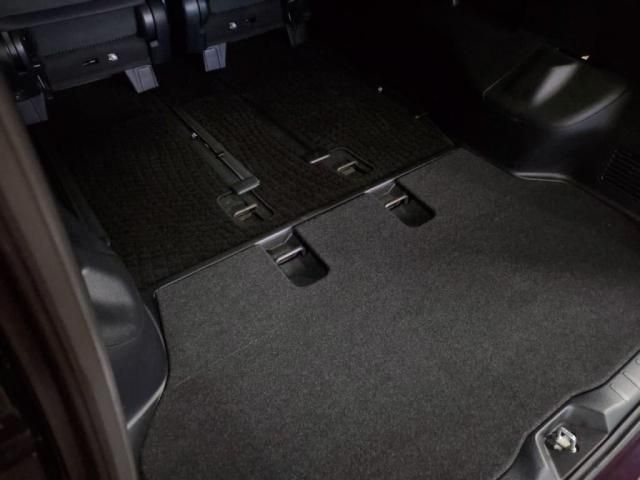 TOYOTA NOAH 2016 Image 31