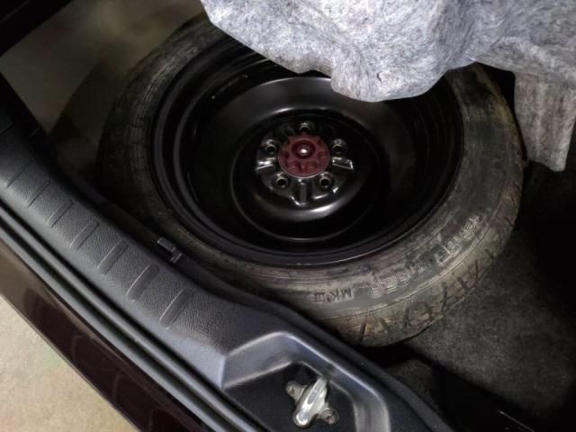 TOYOTA NOAH 2016 Image 31