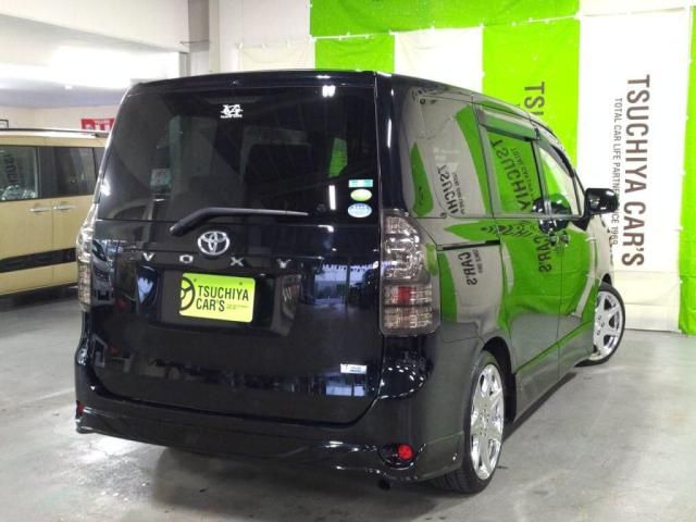 TOYOTA VOXY 2011 Image 31