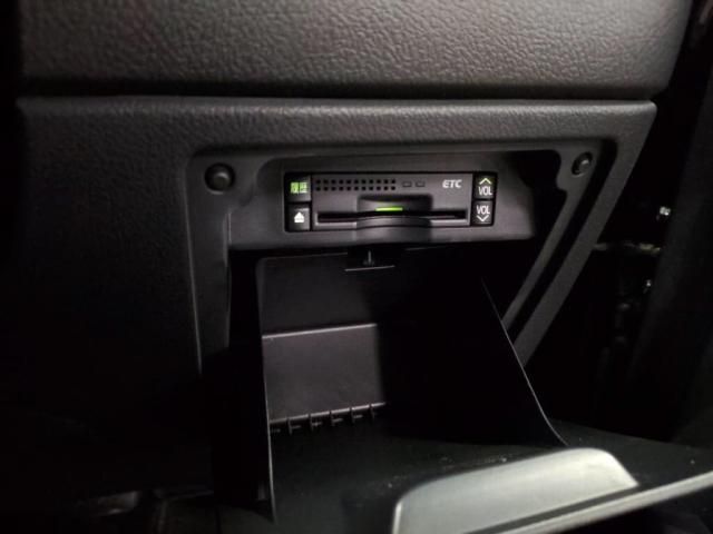 TOYOTA VOXY 2011 Image 31