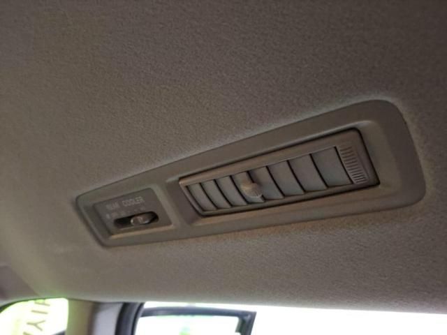 TOYOTA VOXY 2011 Image 31