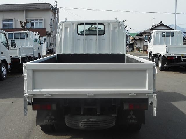 MITSUBISHI CANTER 2011 Image 31