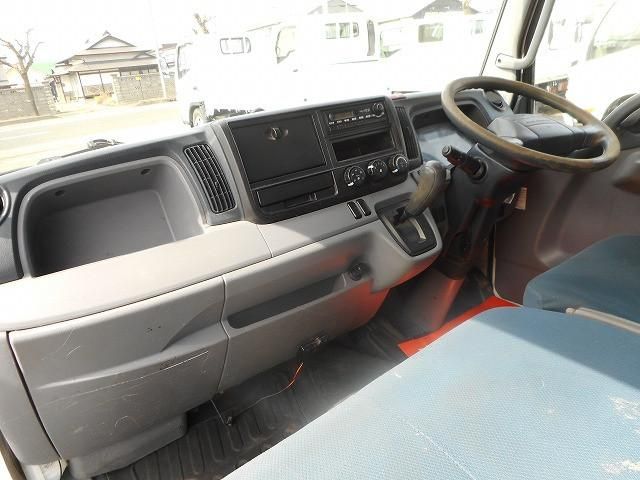 MITSUBISHI CANTER 2011 Image 31