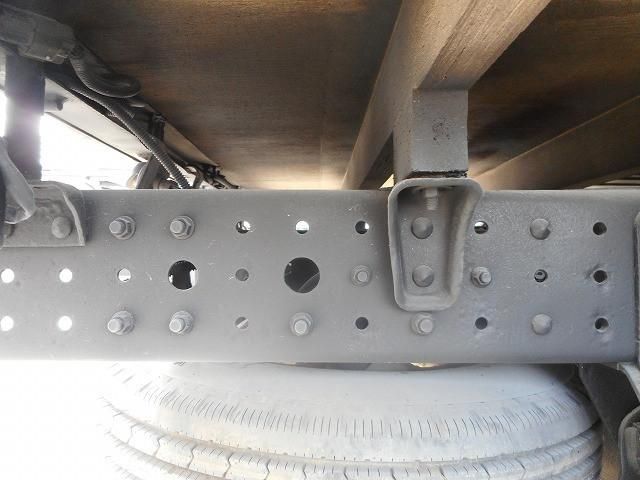 MITSUBISHI CANTER 2011 Image 31