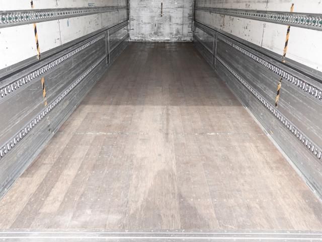 NISSAN DIESEL QUON 2013 Image 31