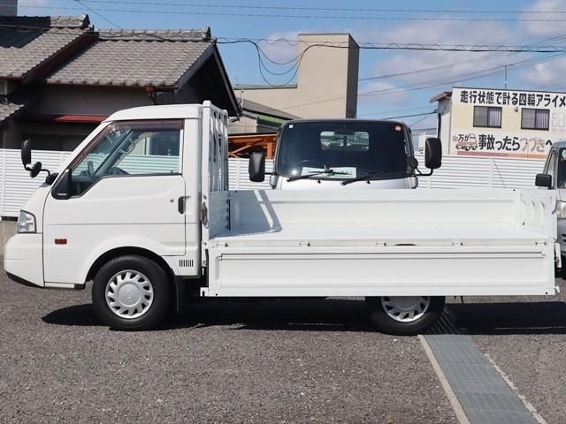 MAZDA BONGO TRUCK 2WD 2016 Image 31