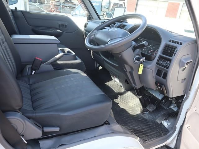 MAZDA BONGO TRUCK 2WD 2016 Image 31