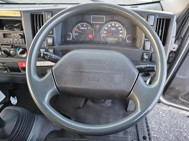 ISUZU ELF 2013 Image 31