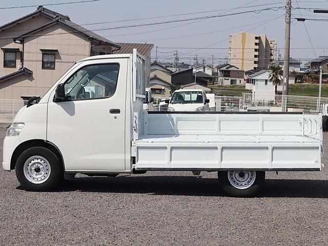 TOYOTA TOWNACE TRUCK 2WD 2016 Image 31