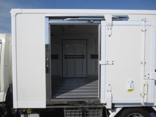 HINO DUTRO 2023 Image 31