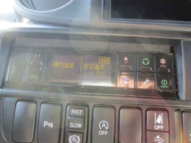 HINO DUTRO 2023 Image 31