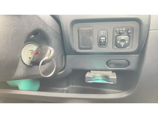 MITSUBISHI TOPPO 2011 Image 31