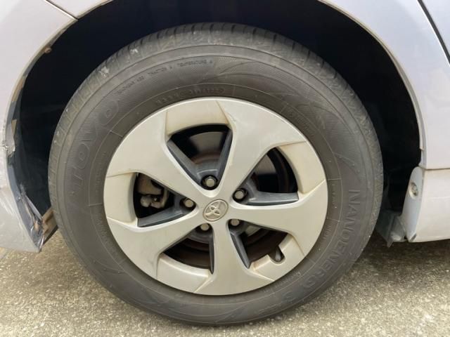 TOYOTA PRIUS 2014 Image 31