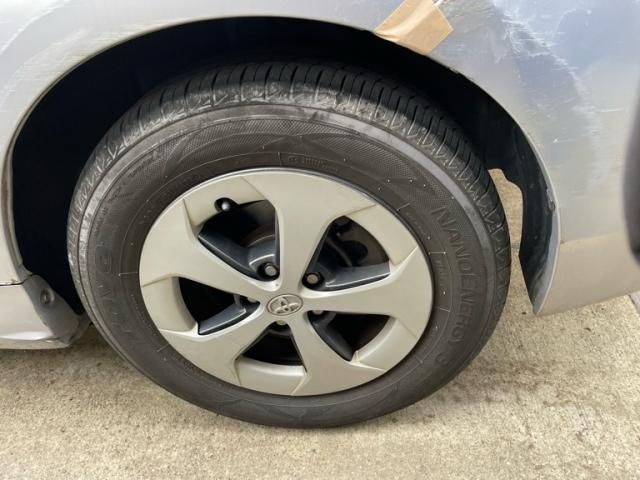 TOYOTA PRIUS 2014 Image 31