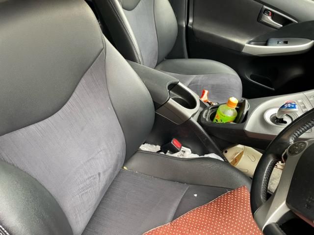 TOYOTA PRIUS 2014 Image 31