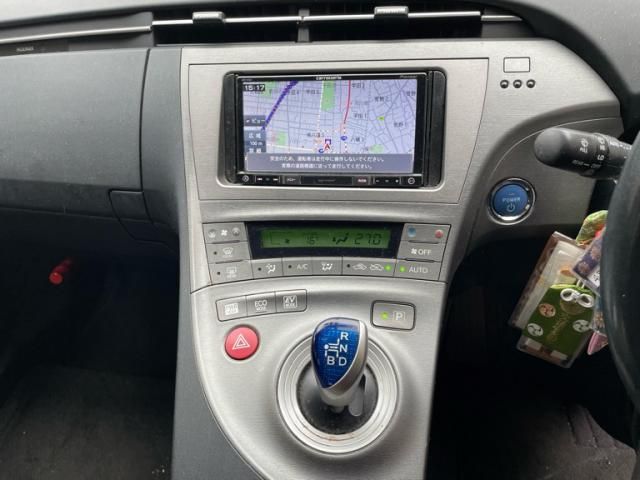 TOYOTA PRIUS 2014 Image 31
