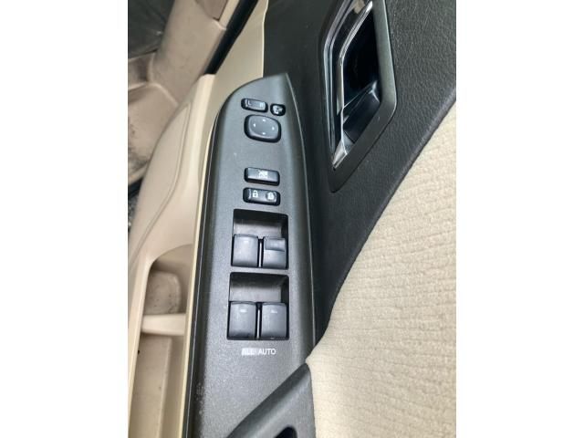 TOYOTA ALPHARD 2010 Image 31