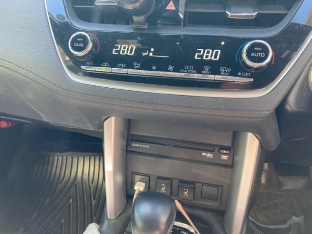 TOYOTA COROLLA CROSS HYBRID 2021 Image 31