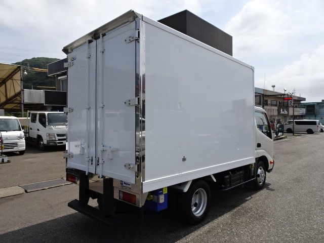 HINO DUTRO 2014 Image 31