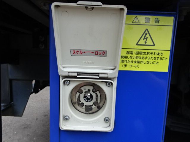 HINO DUTRO 2014 Image 31