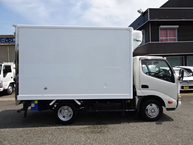 HINO DUTRO 2014 Image 31