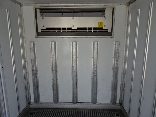 HINO DUTRO 2014 Image 31