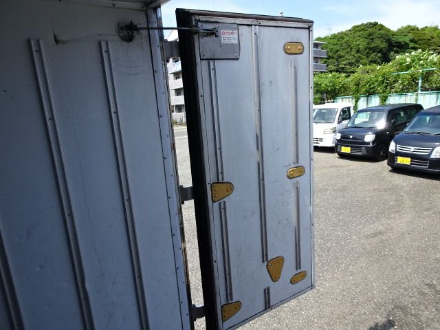 HINO DUTRO 2014 Image 31