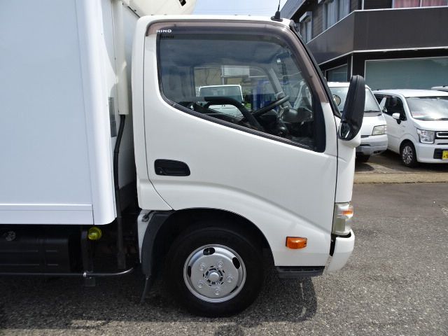 HINO DUTRO 2014 Image 31