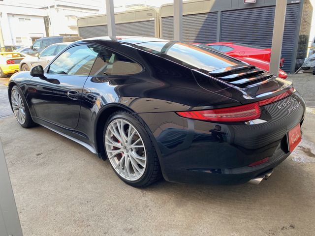 PORSCHE 911 2013 Image 31