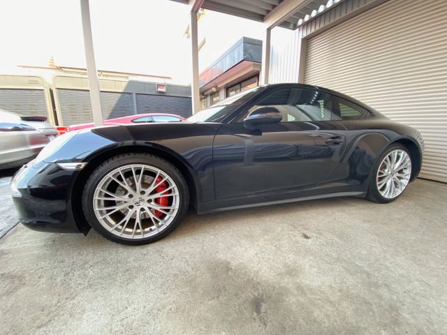 PORSCHE 911 2013 Image 31